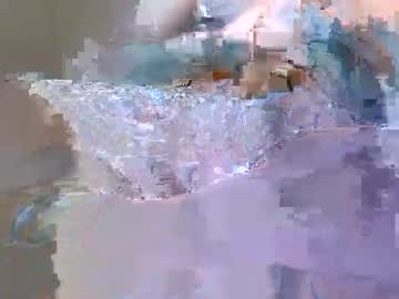 Osofroze Chaturbate stream image from February 21, 2025