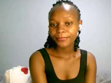 Pretty_Maja Chaturbate stream image from February 21, 2025