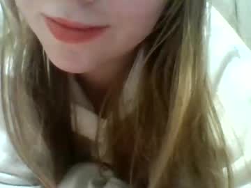 Layannalea Chaturbate stream image from February 21, 2025