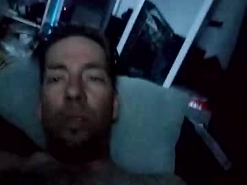 Mikeymikemoe Chaturbate stream image from February 21, 2025