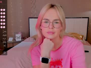 Bellatip Chaturbate stream image from February 21, 2025