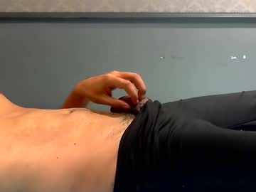 Henry_Luxury Chaturbate stream image from February 21, 2025
