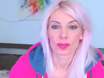 Lillianasara Chaturbate stream image from February 21, 2025