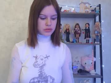 Lisadenvinn Chaturbate stream image from February 21, 2025