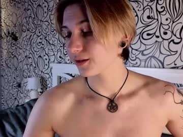 Moiredavy Chaturbate stream image from February 21, 2025