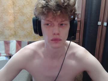 Yoyo1im Chaturbate stream image from February 21, 2025