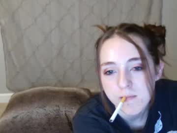 Liljynx01 Chaturbate stream image from February 21, 2025