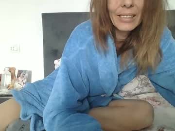 Danielle_Sellena Chaturbate stream image from February 21, 2025