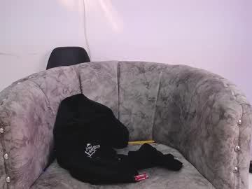 Harry_Jhonsonn Chaturbate stream image from February 21, 2025