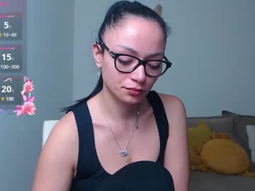 Serenesophi Chaturbate stream image from February 21, 2025