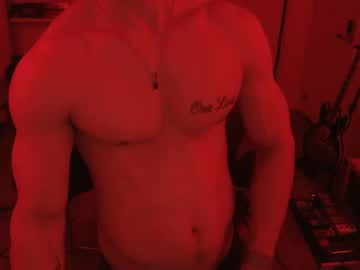 Tanbueno Chaturbate stream image from February 21, 2025