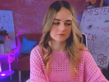 Deboralarson Chaturbate stream image from February 21, 2025