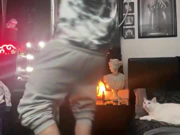 Mdtrapn Chaturbate stream image from February 21, 2025