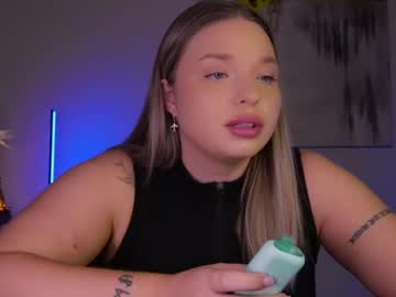 Viollasinzz Chaturbate stream image from February 21, 2025