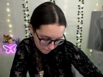 Yours_Piece_Of_Happiness_ Chaturbate stream image from February 21, 2025
