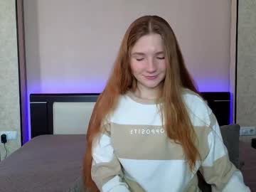 Candy_Bunnies Chaturbate stream image from February 21, 2025