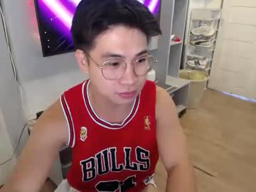 Yourfantasyyy_ Chaturbate stream image from February 21, 2025