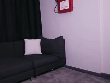 Jonesalesya Chaturbate stream image from February 21, 2025