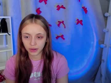 Mipsymipson Chaturbate stream image from February 21, 2025