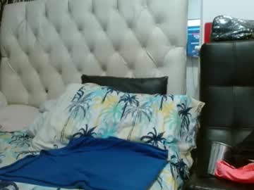 Sharlot03 Chaturbate stream image from February 21, 2025