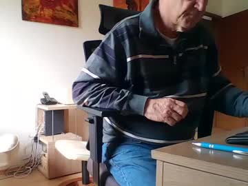 Camcologne Chaturbate stream image from February 21, 2025