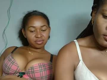 Jonela012 Chaturbate stream image from February 21, 2025