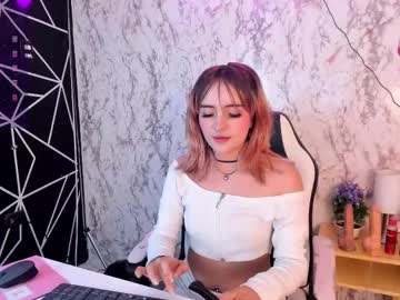 Little_Sinn Chaturbate stream image from February 21, 2025