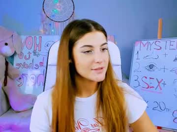 Alicegilden Chaturbate stream image from February 21, 2025