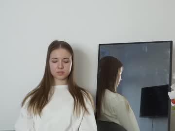 Nico_Collard Chaturbate stream image from February 21, 2025