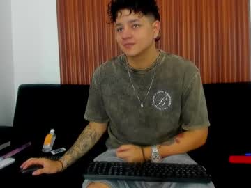 Axel_Tk Chaturbate stream image from February 21, 2025