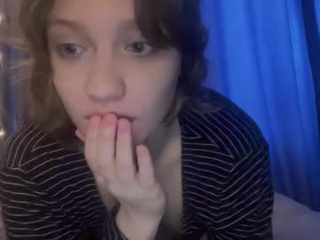 Bunny_Poly Chaturbate stream image from February 21, 2025