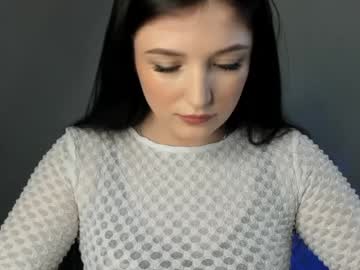 Evaamillerr Chaturbate stream image from February 21, 2025