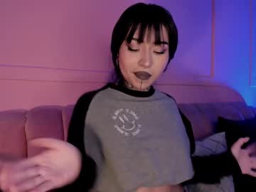 Evangeline_Bell Chaturbate stream image from February 21, 2025