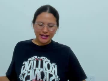 Iamevaaa Chaturbate stream image from February 21, 2025