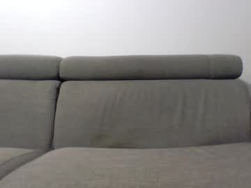Iskemol1 Chaturbate stream image from February 21, 2025