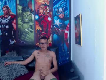 Justin_Perez Chaturbate stream image from February 21, 2025