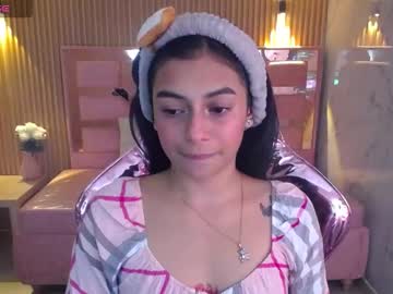 Lilith_Petit_Sub Chaturbate stream image from February 21, 2025