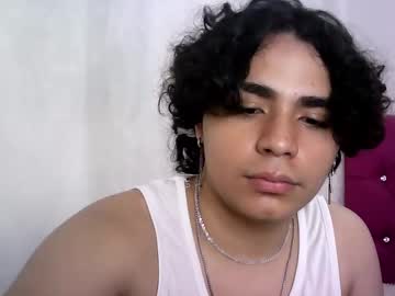 Tomi_Slick Chaturbate stream image from February 21, 2025