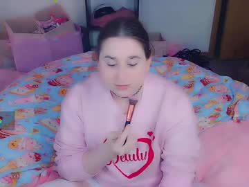 Lil_Alison_Heart Chaturbate stream image from February 21, 2025