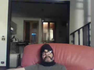 Camomilla72 Chaturbate stream image from February 21, 2025