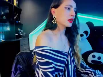 Coral_Gibson Chaturbate stream image from February 21, 2025