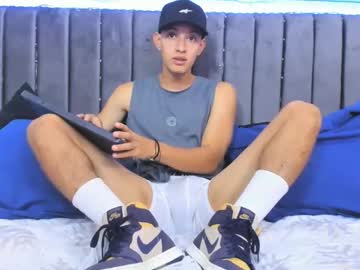 Jake_Shadow14 Chaturbate stream image from February 21, 2025