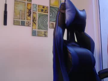 Kha_Lil Chaturbate stream image from February 21, 2025