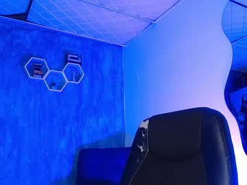 Liiaam_Lee_ Chaturbate stream image from February 21, 2025
