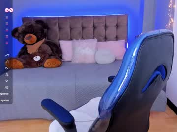 Sharon_Bellll Chaturbate stream image from February 21, 2025