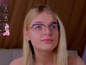 Dawnbaber Chaturbate stream image from February 21, 2025