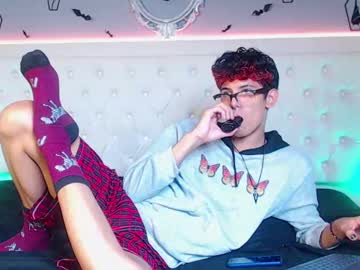 Desmondconnor Chaturbate stream image from February 21, 2025