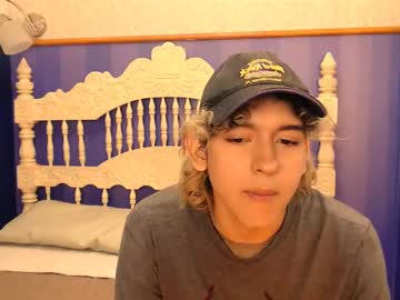 Matiaswalker_ Chaturbate stream image from February 21, 2025