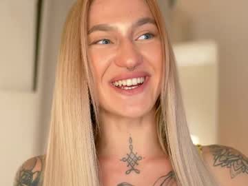 Sparks__Daisy Chaturbate stream image from February 21, 2025