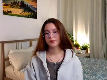 Tategundry Chaturbate stream image from February 21, 2025